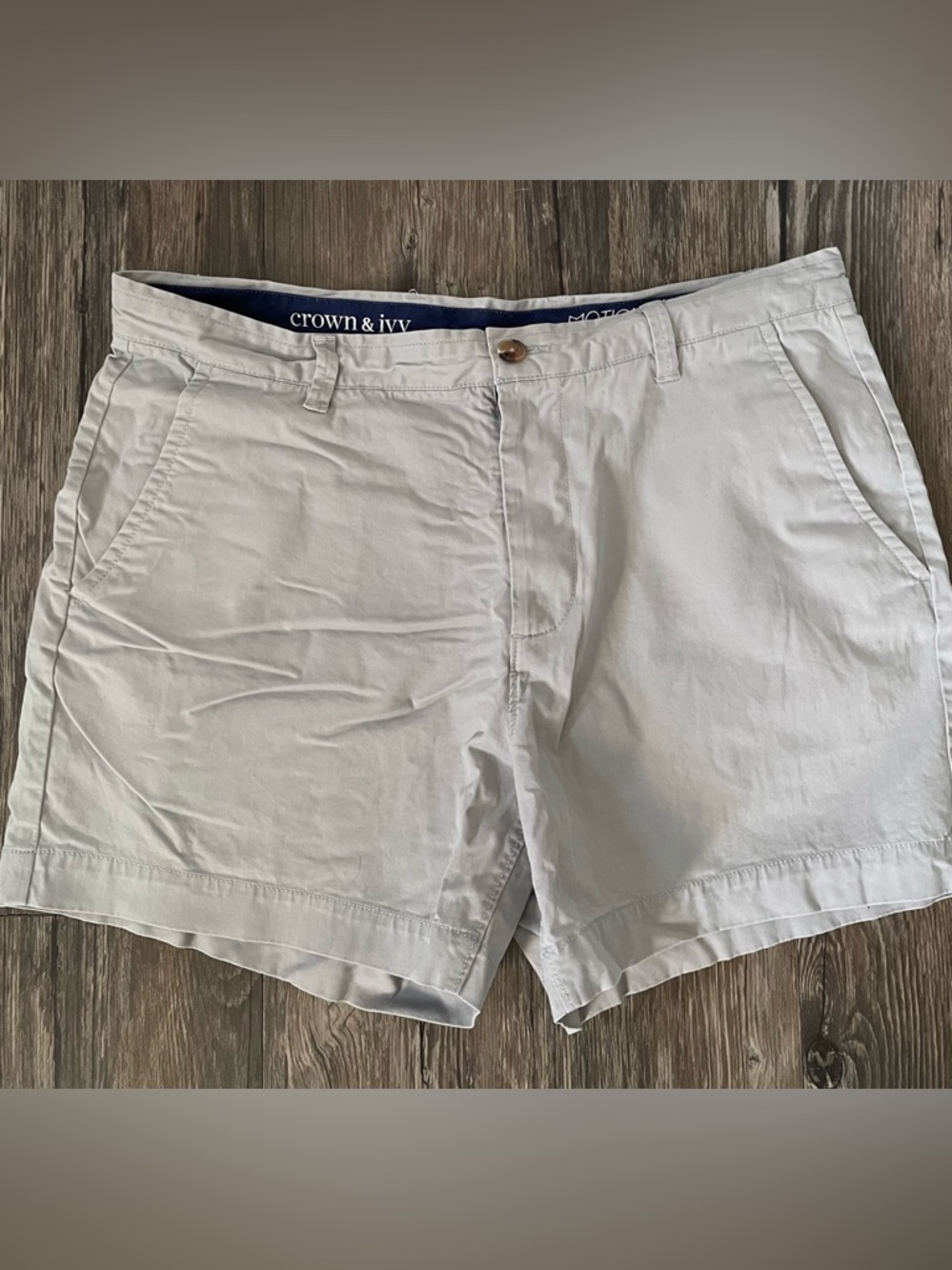 Crown & Ivy Motion Flex Gray Shorts Men’s Size 34 Stretch Classic Casual Golf